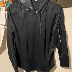 long sleeve hooded shirt